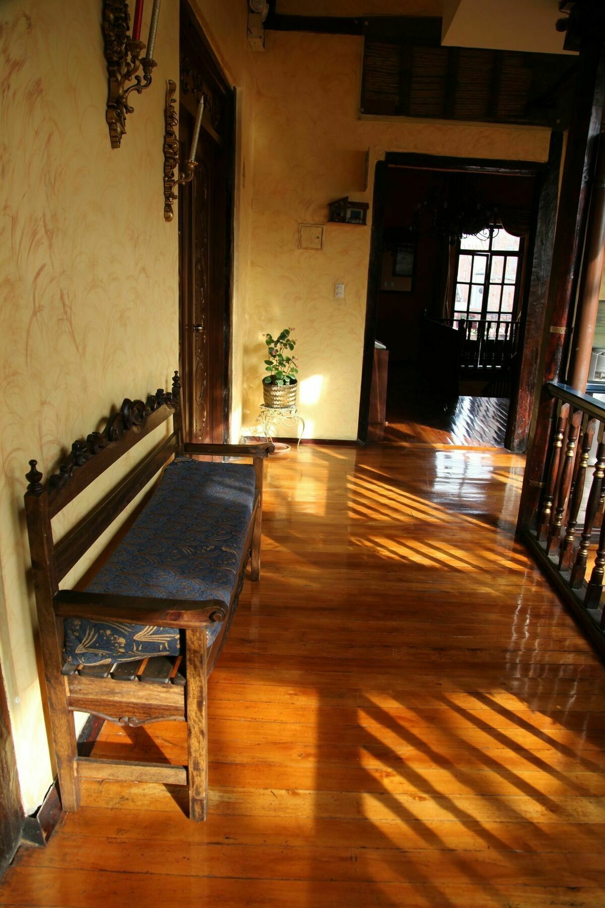 Hotel Boutique Los Balcones Куэнка Экстерьер фото